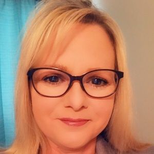 Meet your Posher, Ann